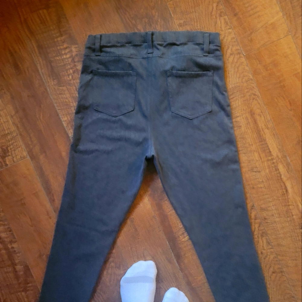 Stretchy slimming grey jegging slacks dress up or down. Very comfy.